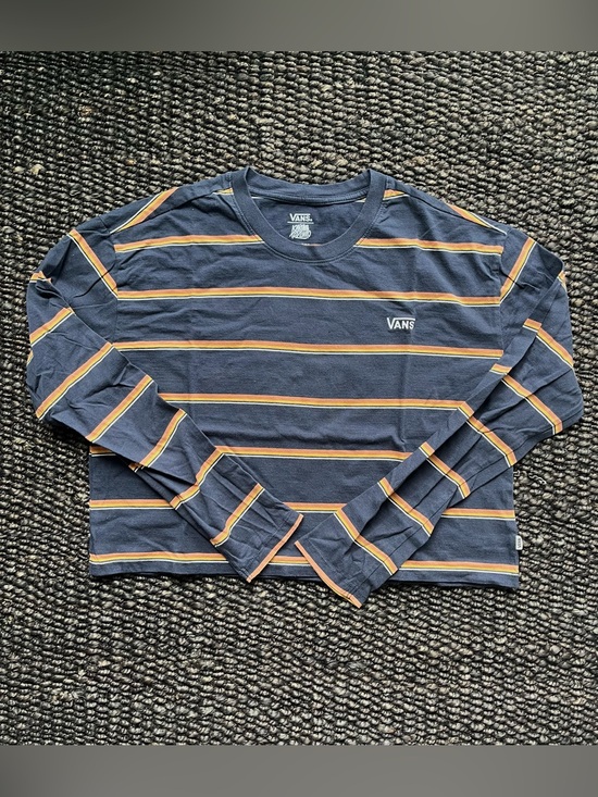 Vans Tops - Vans Cropped Long Sleeve T-shirt